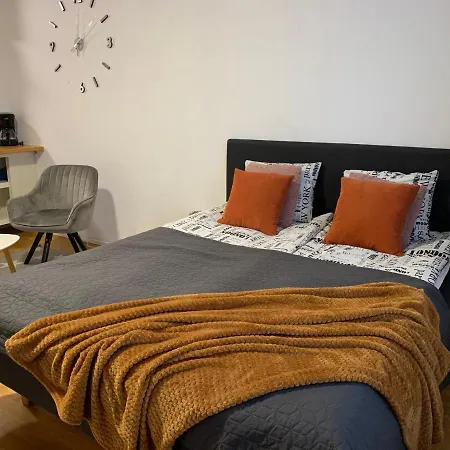 Starhomes B16 Huoneisto