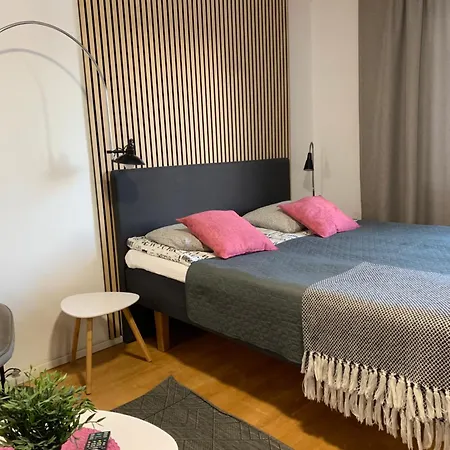K38, Perfect Location *